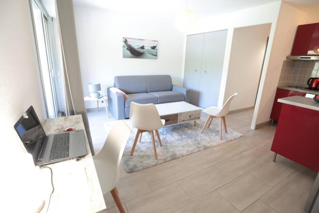 Petit Paradis Classe 3 Etoiles A 200M De La Plage! Terrasse-Wifi-Parking-Clim Saint-Mandrier-sur-Mer Exterior photo