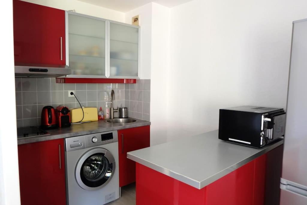 Petit Paradis Classe 3 Etoiles A 200M De La Plage! Terrasse-Wifi-Parking-Clim Saint-Mandrier-sur-Mer Exterior photo